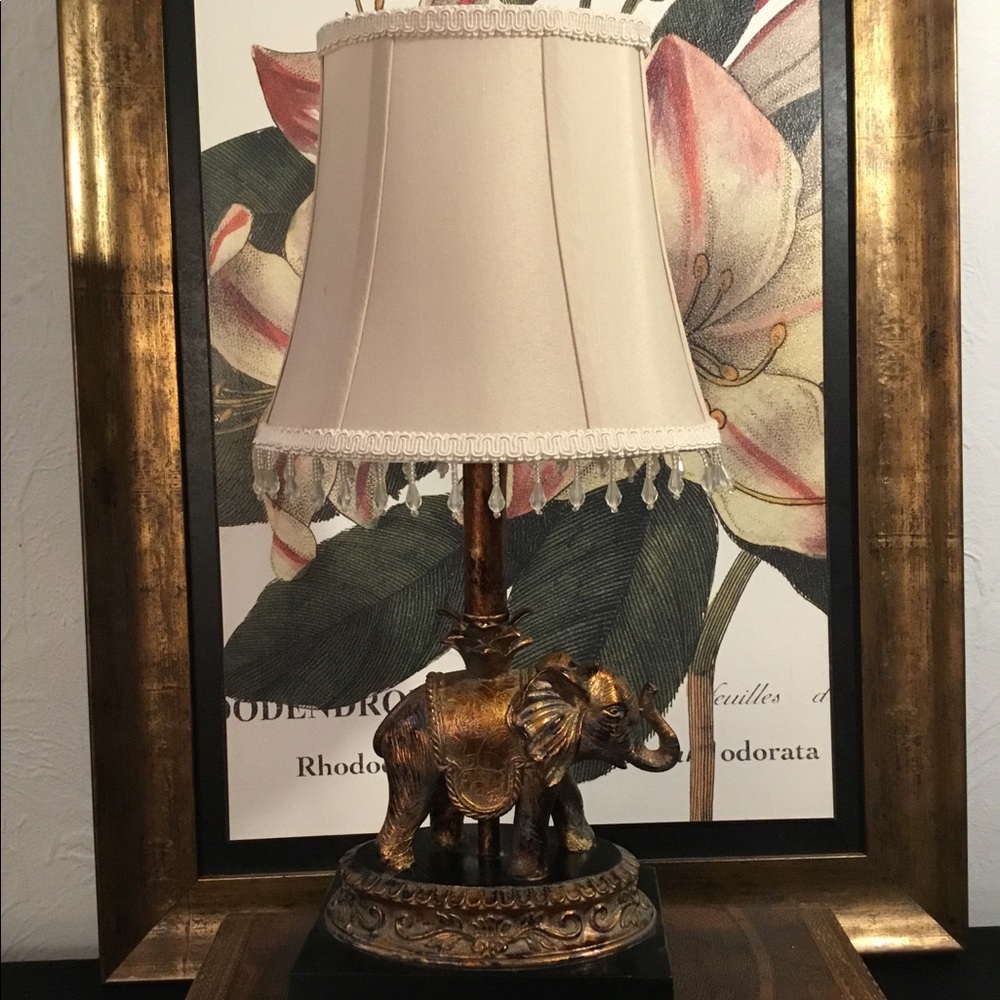 VTG Gold Elephant Lamp